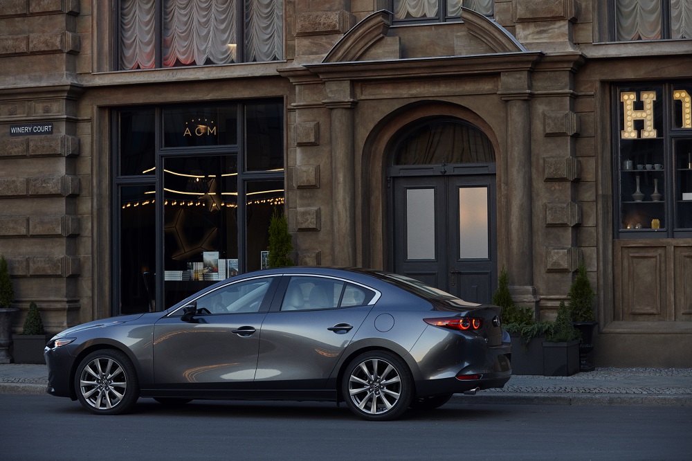 (2) Mazda3 Sedan